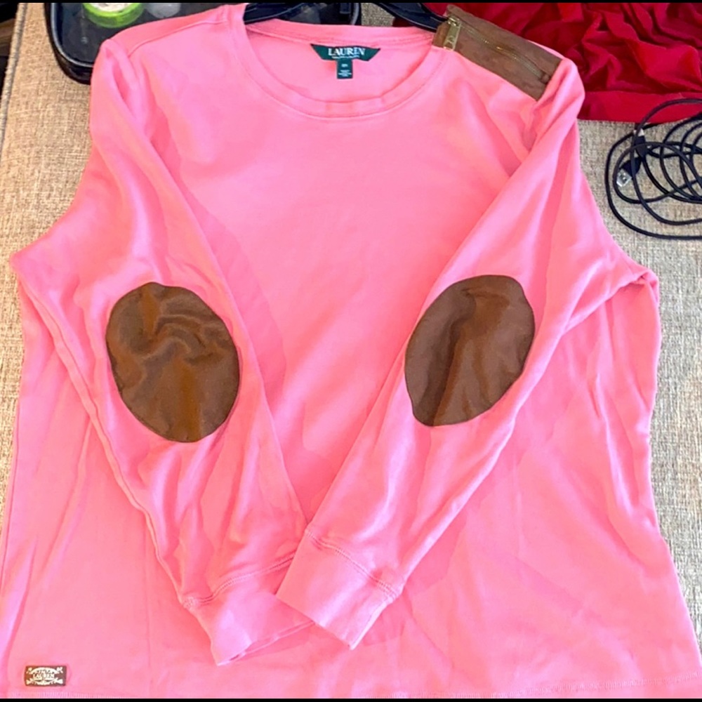 Pink t-shirt long sleeve